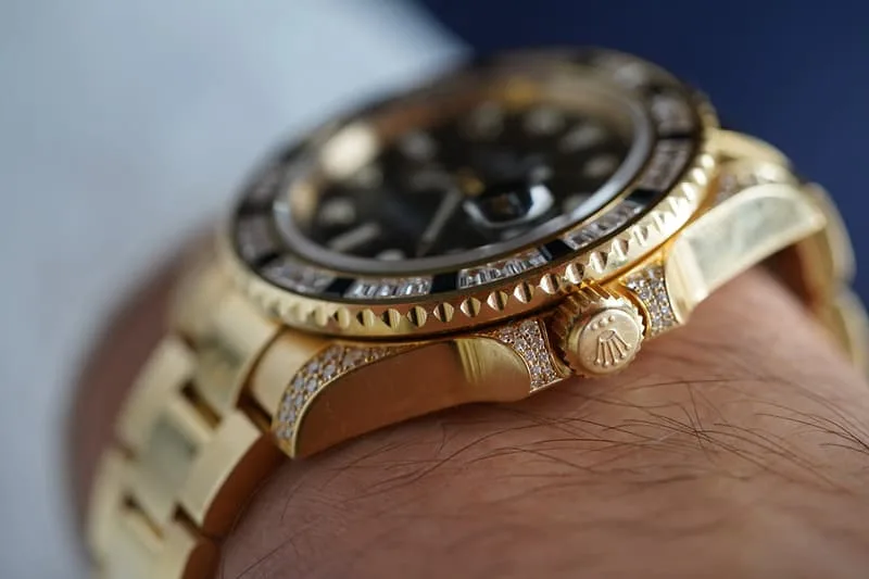 le-bijou-culte-de-drake-une-rolex-gmt-master-ii-est-a-vendre/carousel-5.jpg