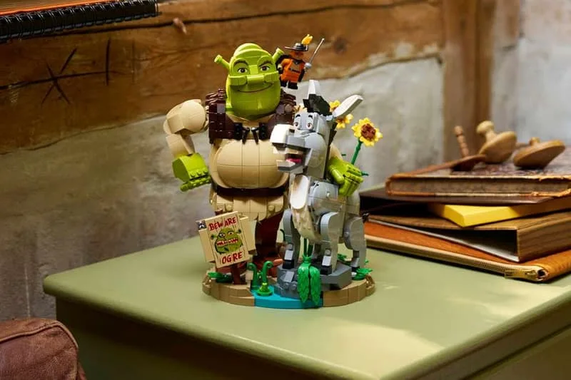 lego-celebre-le-25e-anniversaire-de-shrek-avec-des-sets-exclusifs/carousel-7.jpg