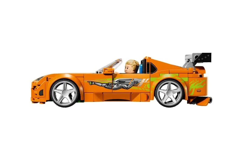 lego-fast-and-furious-hommage-a-la-toyota-supra/carousel-3.jpg
