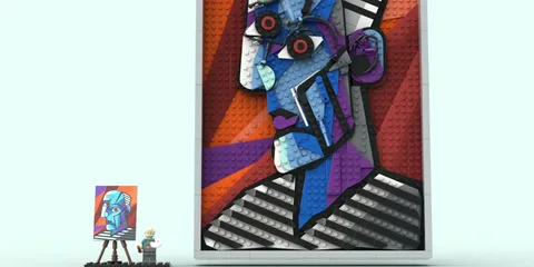 Portrait abstrait en briques LEGO avec artiste figurine.