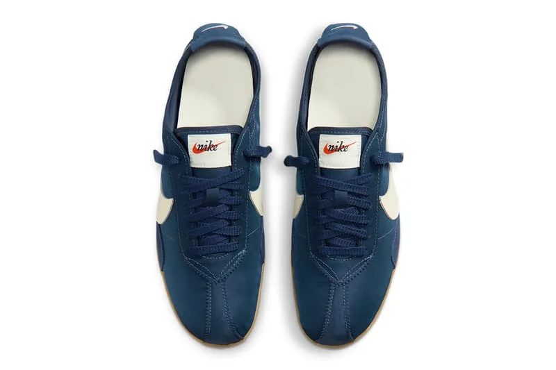 les-nouvelles-nike-moon-shoe-og-midnight-navy-font-sensation/carousel-3.jpg
