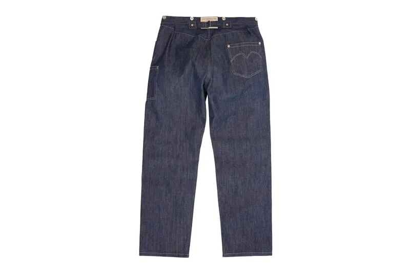 levis-1870-nevada-retour-aux-sources-du-denim/carousel-3.jpg