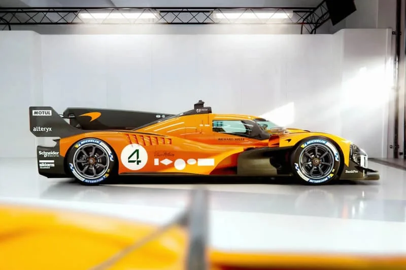 mclaren-mcl-hy-retour-en-force-au-mans-en-2027/carousel-3.jpg