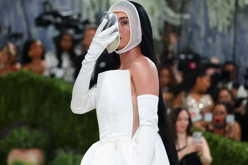 met-gala-2026-couronnes-et-coiffes-epoustouflantes/carousel-1.jpg