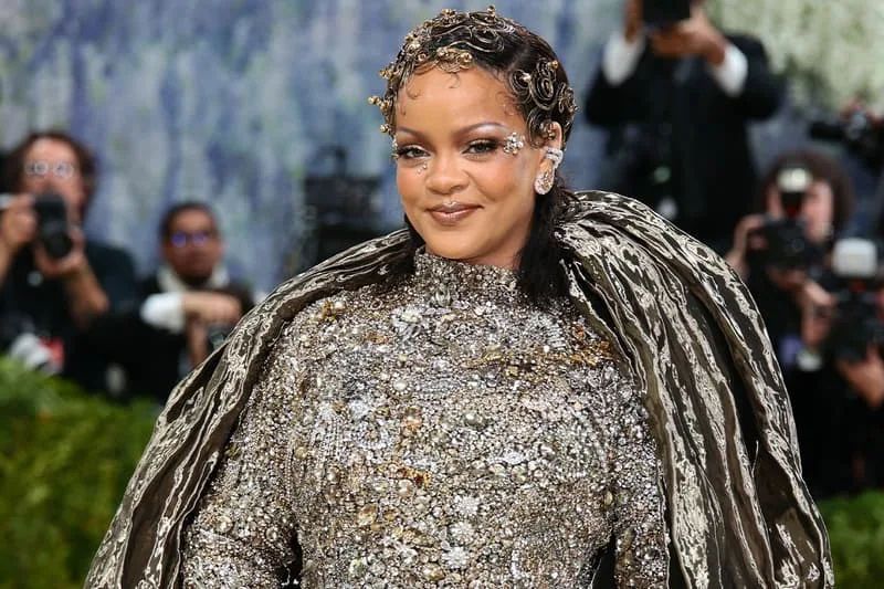 met-gala-2026-couronnes-et-coiffes-epoustouflantes/carousel-7.jpg