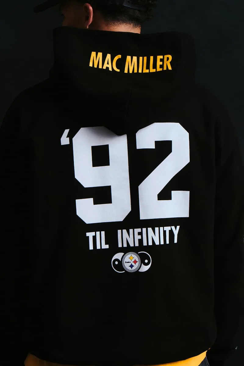 mitchell-et-ness-celebre-pittsburgh-avec-mac-miller/carousel-12.jpg