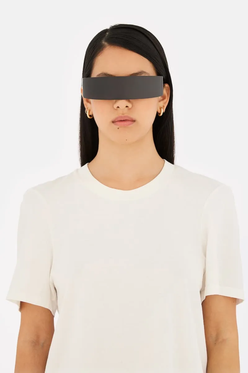 mm6-maison-margiela-lunette-noire-minimaliste-ss26/carousel-1.jpg