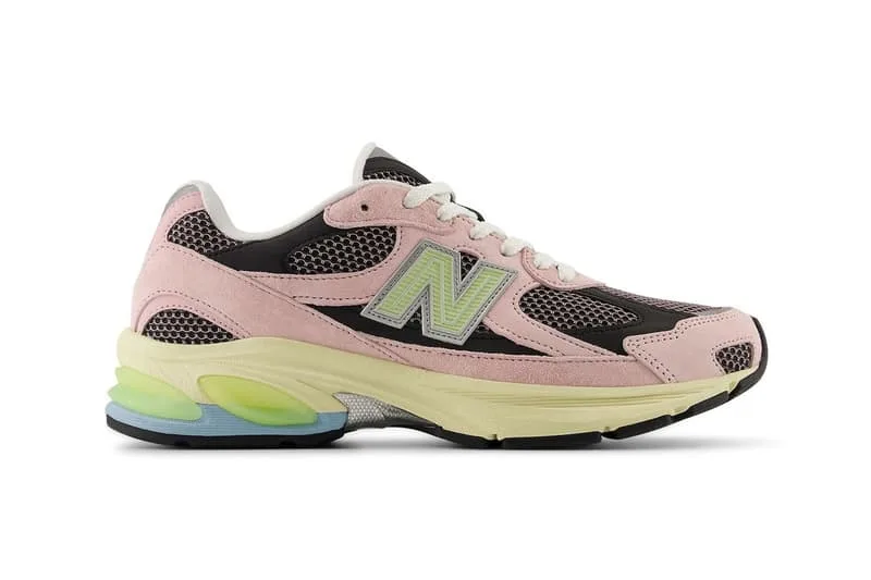new-balance-2010-pastel-pink-lessentiel-de-lete/carousel-1.jpg