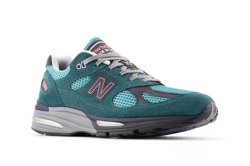 new-balance-991v2-london-marathon-lalliance-de-lelegance-et-de-la-performance/carousel-3.jpg