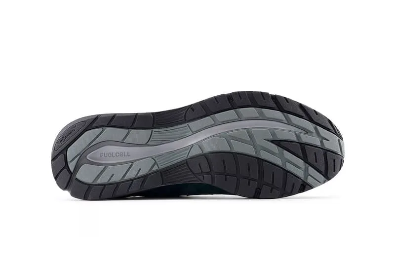 new-balance-991v2-london-marathon-lalliance-de-lelegance-et-de-la-performance/carousel-6.jpg