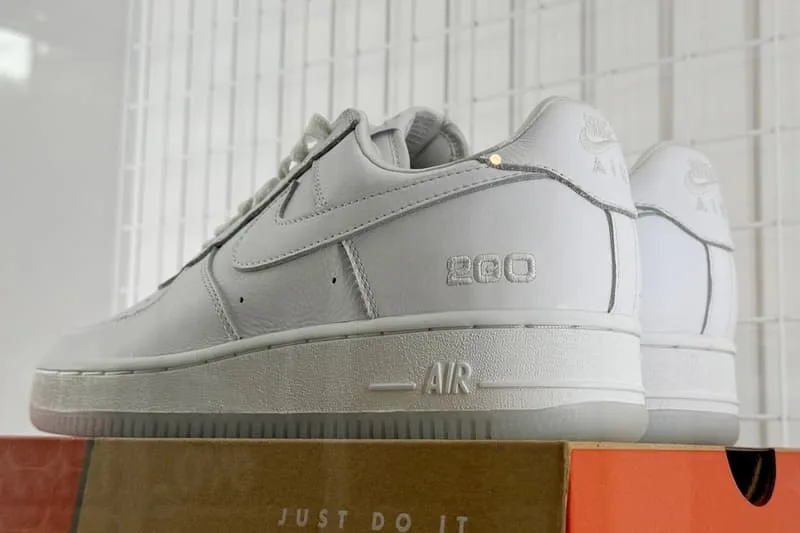 nigo-x-nike-une-air-force-1-low-en-edition-limitee/carousel-3.jpg