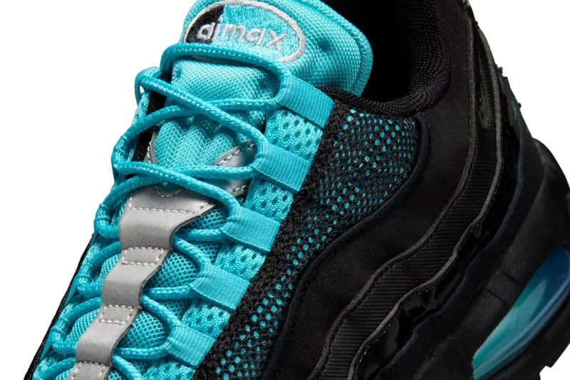 nike-air-max-95-edition-scorpion-en-noir-et-bleu-gamma/carousel-7.jpg