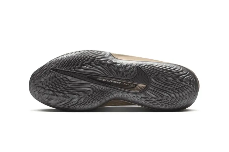 nike-devoile-la-gt-cut-4-en-edition-limitee-pour-rob-dillingham/carousel-6.jpg