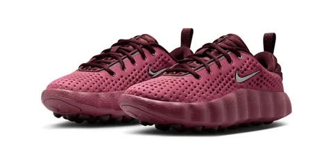 Chaussures sport roses avec motif perforé et logo Swoosh argenté
