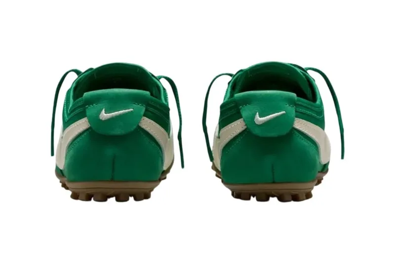 nike-moon-shoe-og-le-coloris-malachite-fait-son-retour/carousel-5.jpg