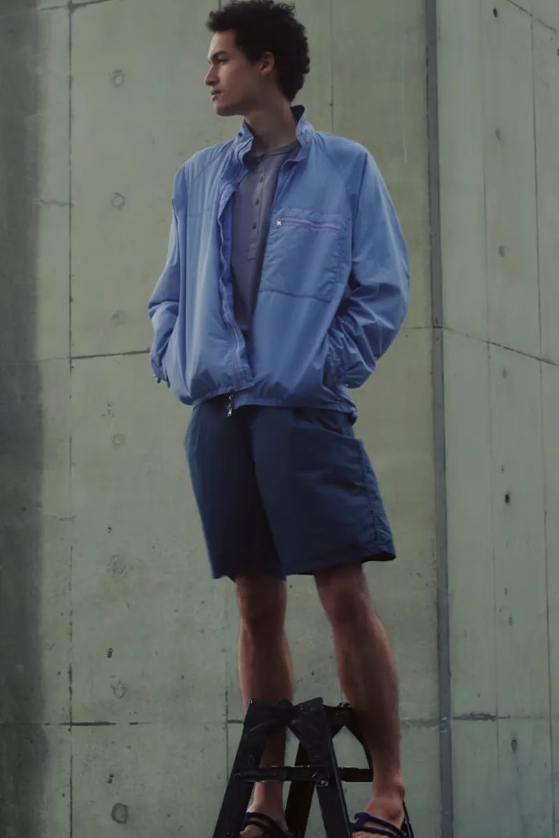 nonnative-lequilibre-subtil-entre-urbain-et-cotier/carousel-3.jpg