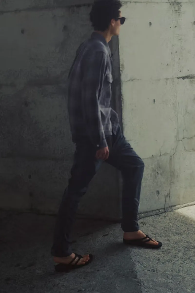 nonnative-lequilibre-subtil-entre-urbain-et-cotier/carousel-8.jpg