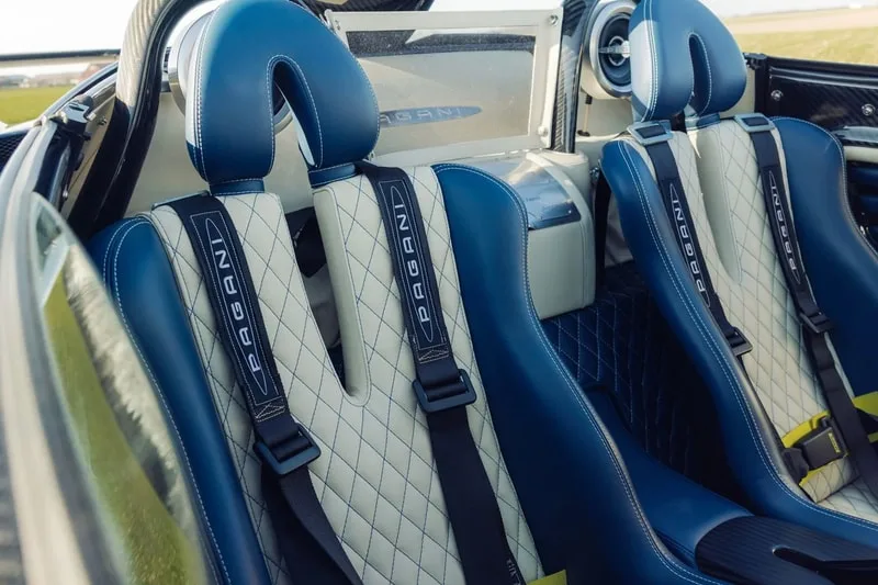 pagani-zonda-unica-une-vente-aux-encheres-historique/carousel-8.jpg
