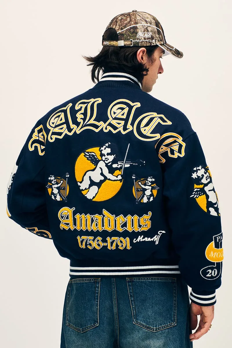 palace-skateboards-la-collection-ete-2026-revelee/carousel-1.jpg