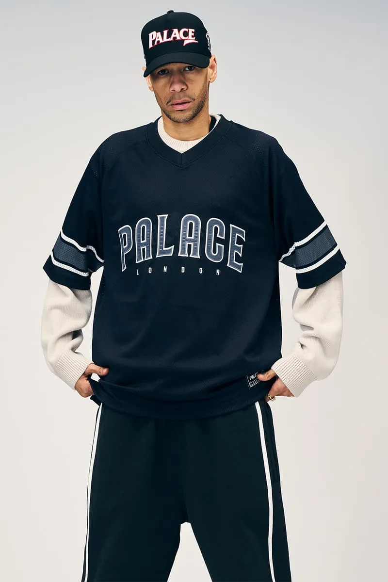 palace-skateboards-la-collection-ete-2026-revelee/carousel-12.jpg