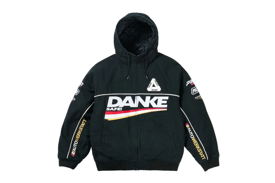 palace-skateboards-une-collection-ete-2026-audacieuse/carousel-1.jpg