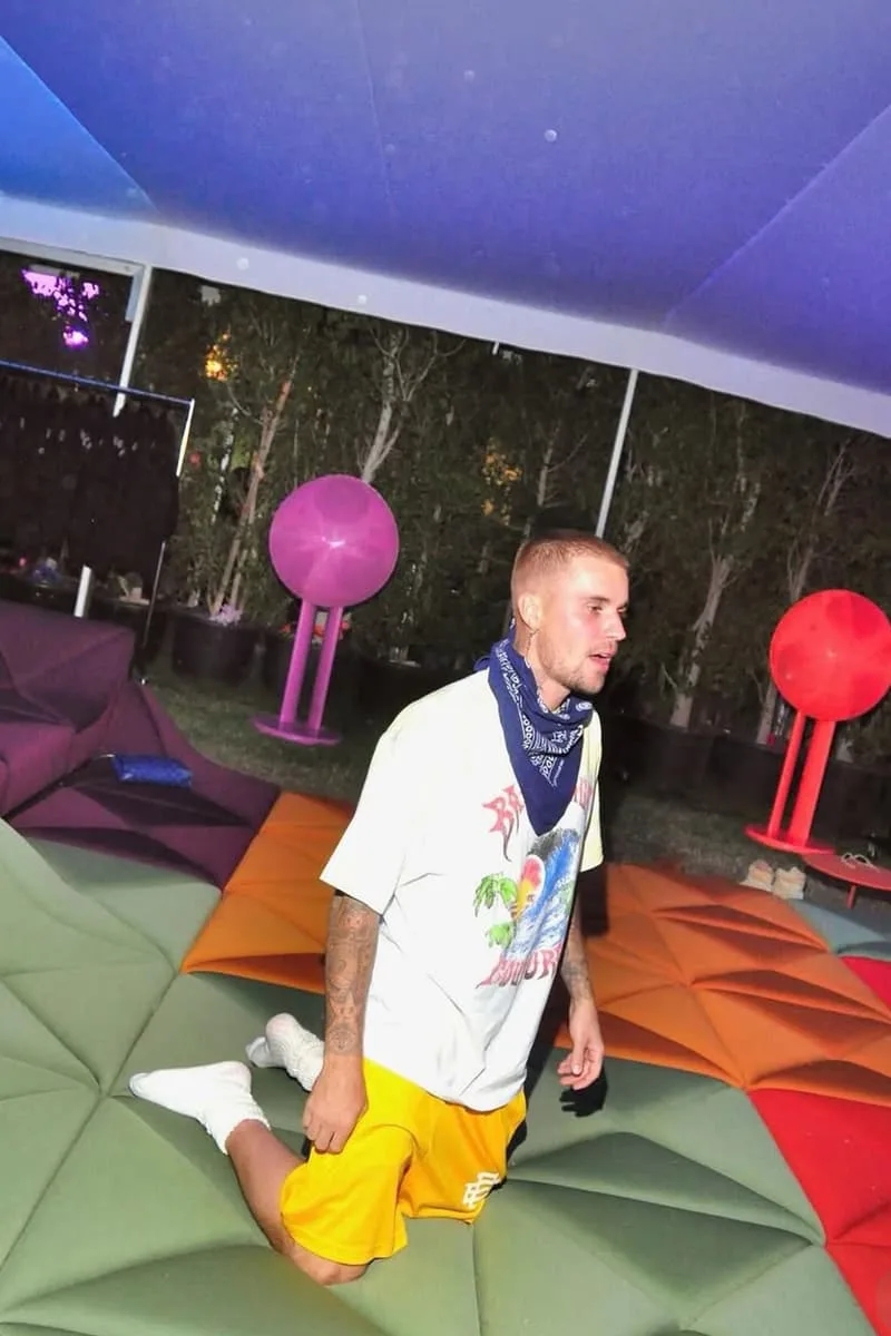 paulin-et-ciel-le-canape-dune-a-lhonneur-avec-bieber/carousel-3.jpg