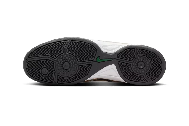 procell-x-nike-total-90-iii-une-sortie-remarquee-sur-snkrs/carousel-6.jpg