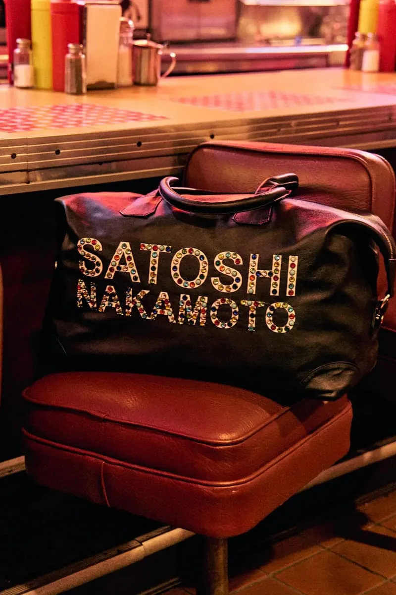 satoshi-nakamoto-une-collection-ss26-entre-grunge-et-technologie/carousel-4.jpg
