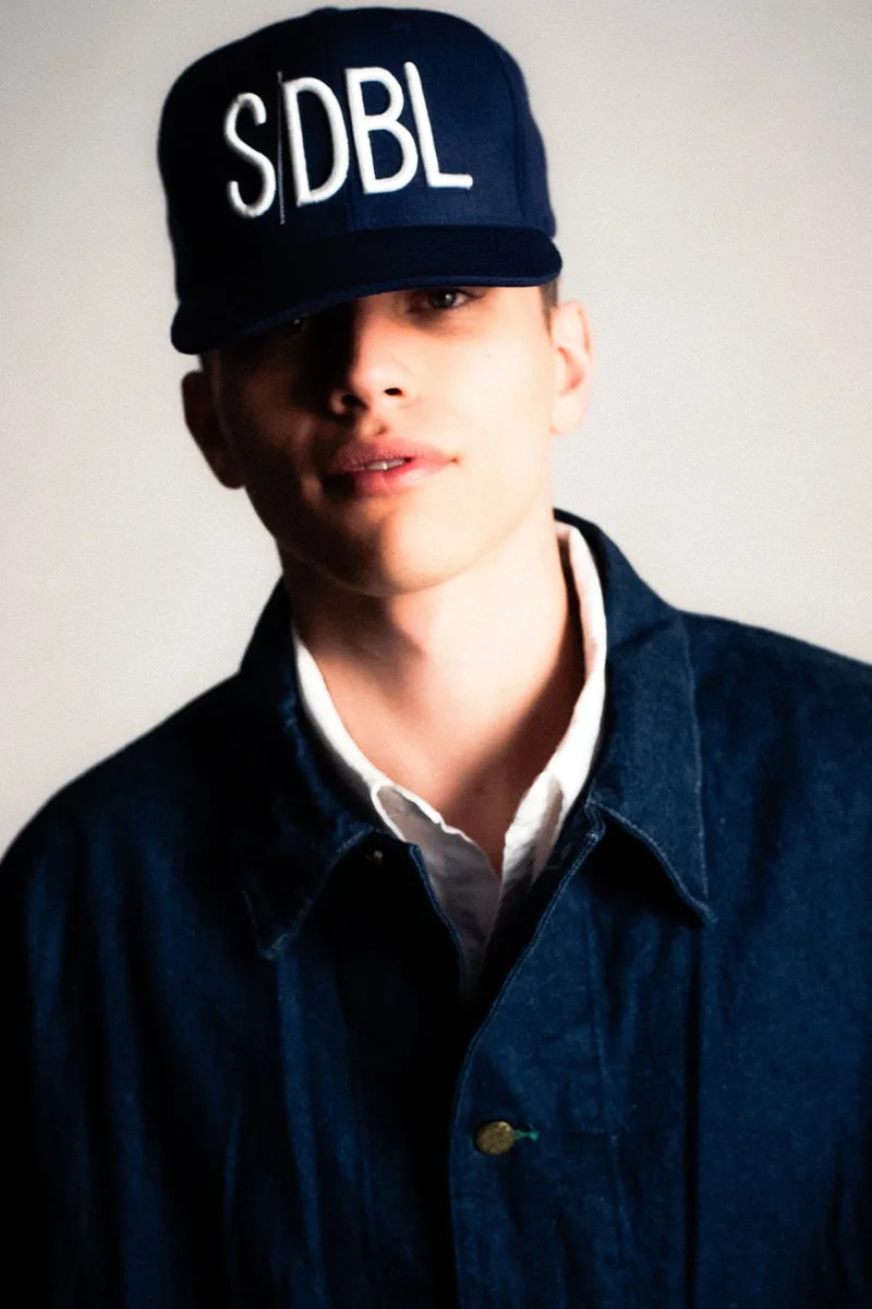 sdouble-saison-7-le-retour-de-shawn-stussy/carousel-5.jpg