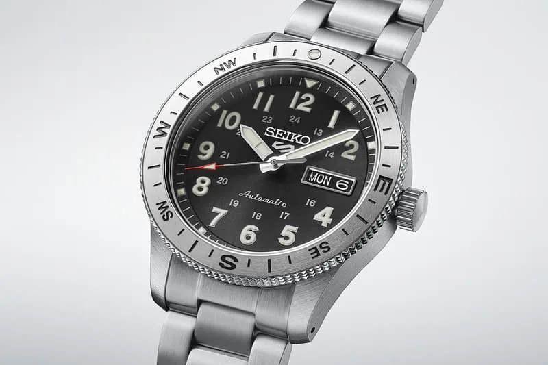 seiko-5-sports-des-montres-avec-boussole-innovantes/carousel-12.jpg