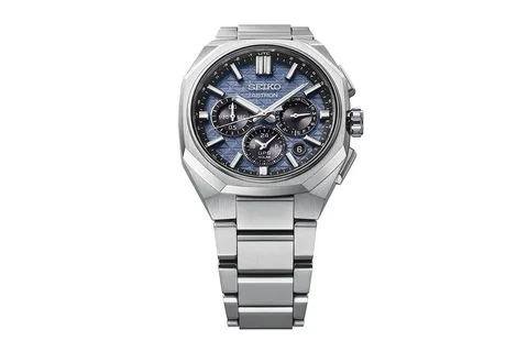 Montre Seiko Astron à cadran bleu et boîtier métallique