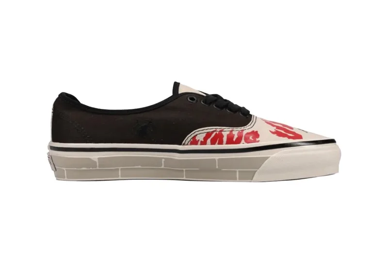 sooneasy-x-vans-lart-du-sombre-humoristique/carousel-2.jpg