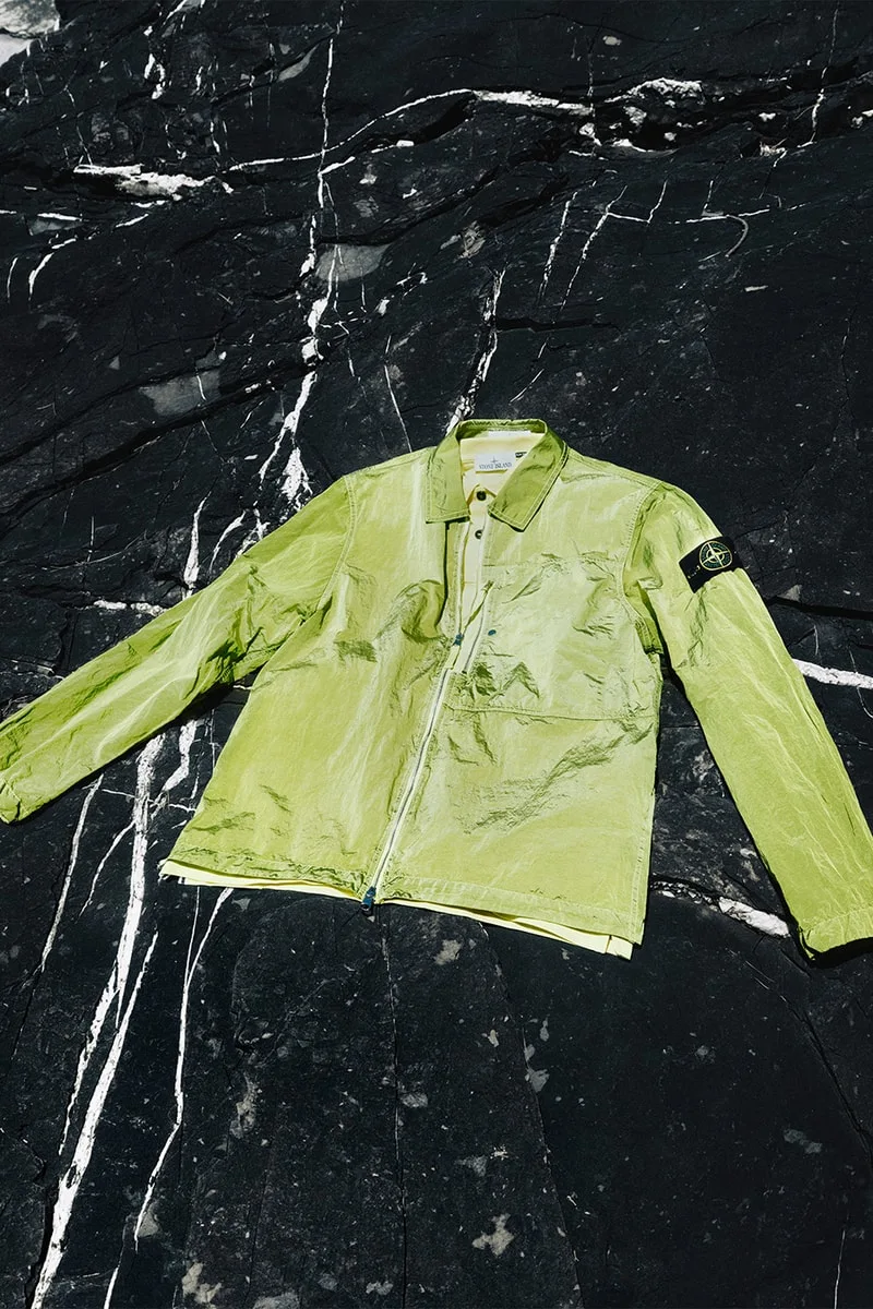 stone-island-ss26-innovation-textile-au-rendez-vous/carousel-6.jpg