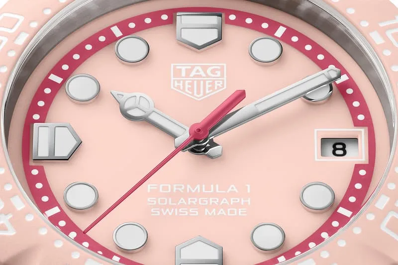 tag-heuer-devoile-sa-collection-formula-1-solargraph-38mm-en-teintes-pastel/carousel-14.jpg
