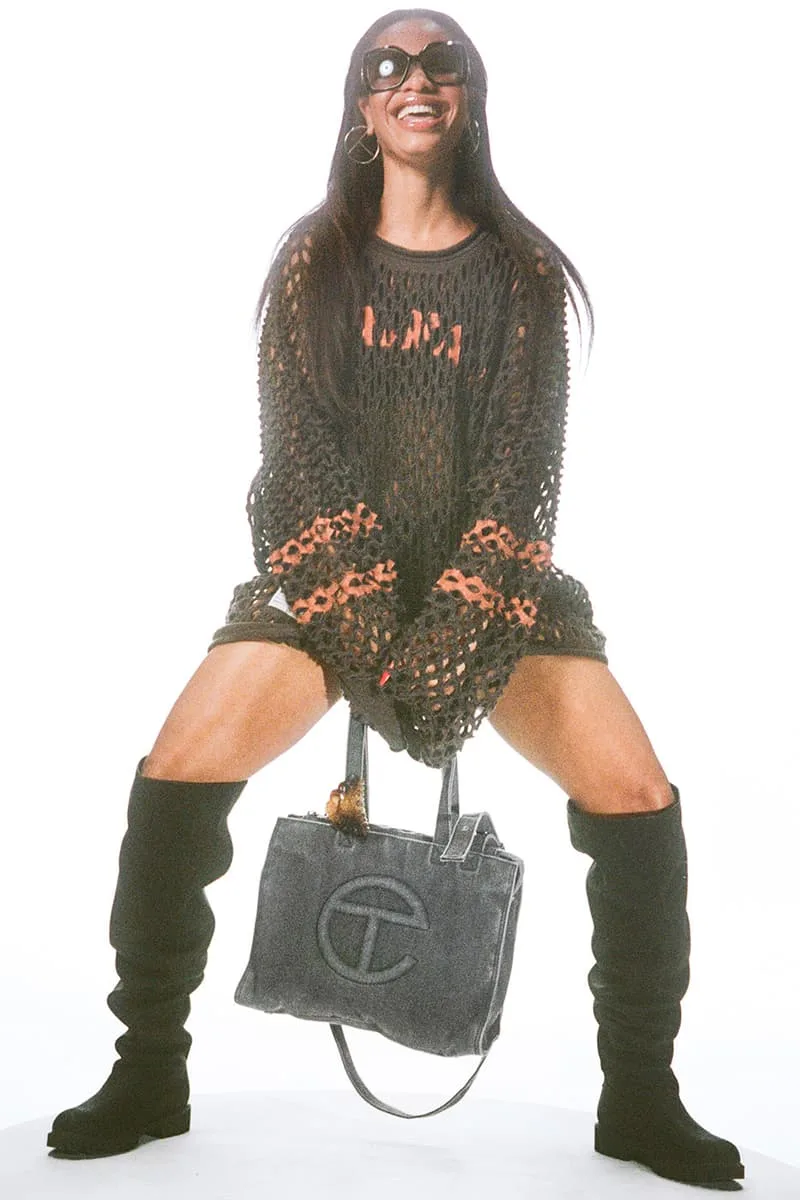 telfar-utility-bag-le-sac-du-quotidien-reinvente/carousel-12.jpg