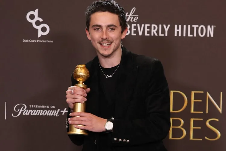 timothee-chalamet-devient-partenaire-de-lhorloger-independant-urban-jurgensen/carousel-2.jpg