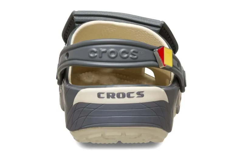 umbro-et-crocs-une-collab-qui-fait-sensation/carousel-13.jpg