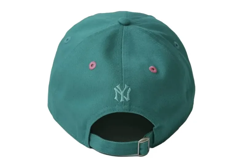 une-casquette-de-travers-laudace-de-new-era-avec-journal-standard-et-the-stand/carousel-14.jpg