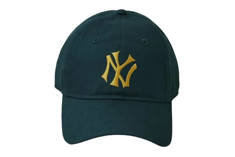 une-casquette-de-travers-laudace-de-new-era-avec-journal-standard-et-the-stand/carousel-9.jpg